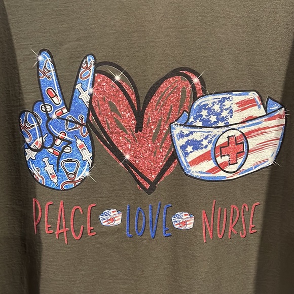 NWOT XL Nurses Tee - Picture 2 of 3